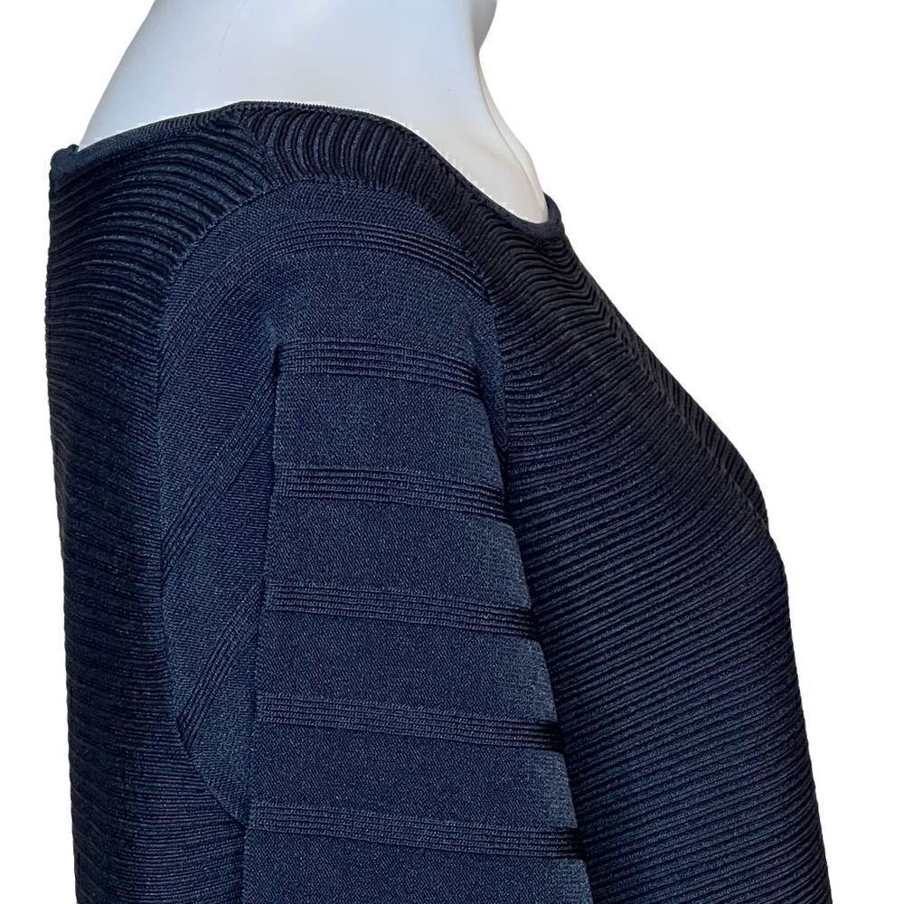 Ivanka Trump black ribbed knit 3/4 sleeve crop top size L - Picture 6 of 16